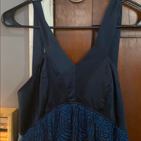 Dress - Picture 2 of 6